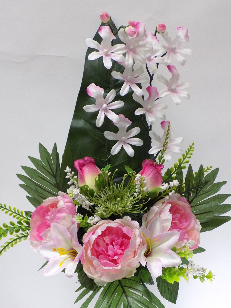 RAMO ENCARADO DELPHINIUM Y PEONIA (60CM)/ ROSA REF: 40156ROS PRECIO: 7,75€ RAMO ENCARADO DELPHINIUM Y PEONIA (60CM)/ ROSA REF: 40156ROS PRECIO: 7,75€