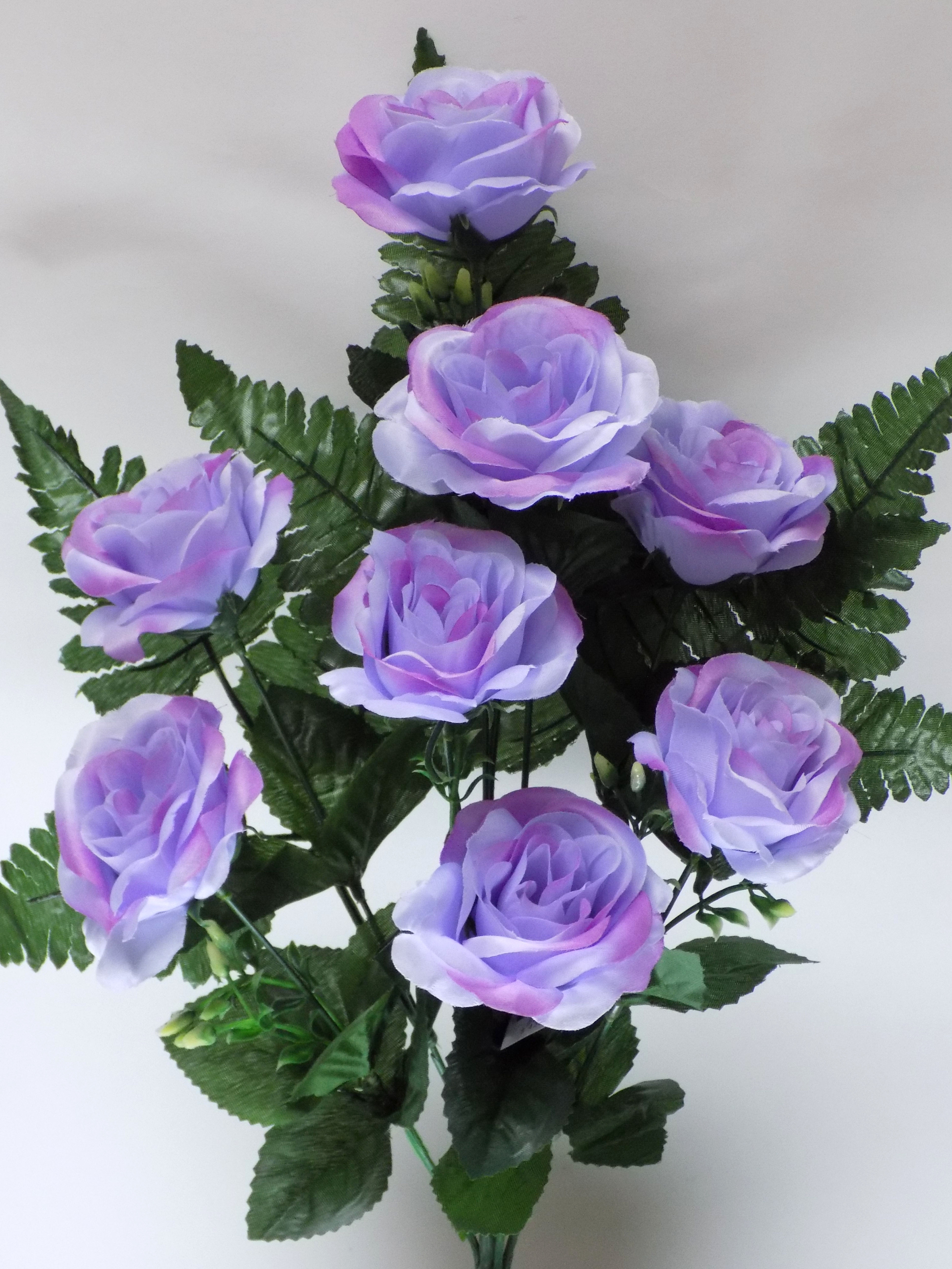 RAMO ENCARADO ROSAS X8 (44 CM)/ LILA REF: 30109LIL PRECIO: 2,05€ RAMO ENCARADO ROSAS X8 (44 CM)/ LILA REF: 30109LIL PRECIO: 2,05€