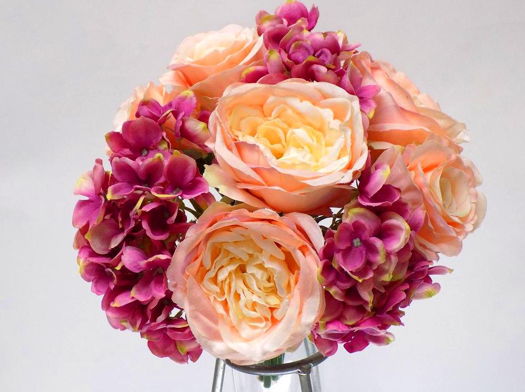 BOUQUET ROSAS/HORTENSIA. COLOR:SALMON REF.:40002 SALMON PRECIO:5,50 € BOUQUET ROSAS/HORTENSIA. COLOR:SALMON REF.:40002 SALMON PRECIO:5,50 €