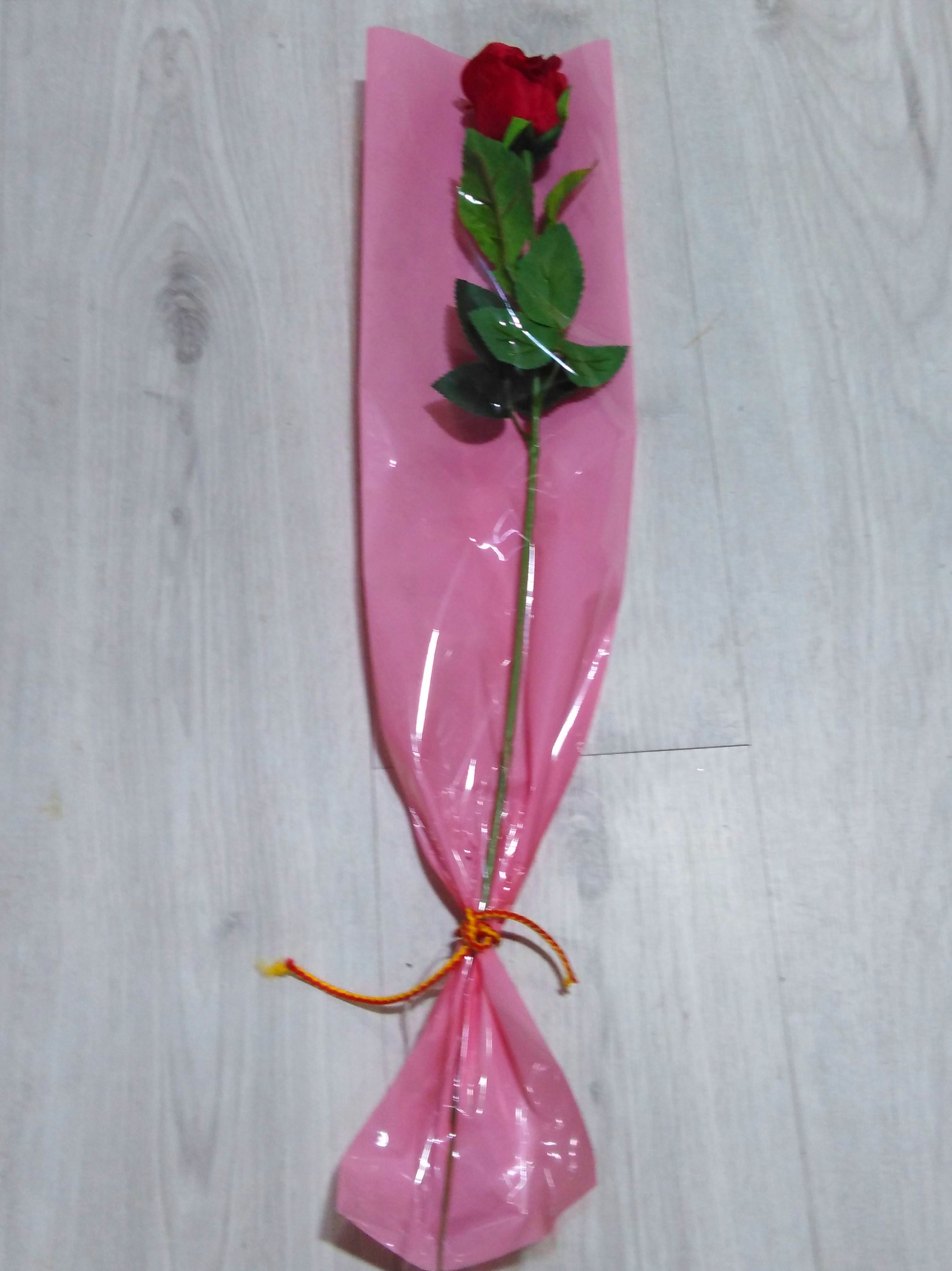 PQTE. (x 100 unid.) FONDO LISO (16x70 cm.) ROSA. PRECIO: 15 € PQTE. (x 100 unid.) FONDO LISO (16x70 cm.) ROSA. PRECIO: 15 €