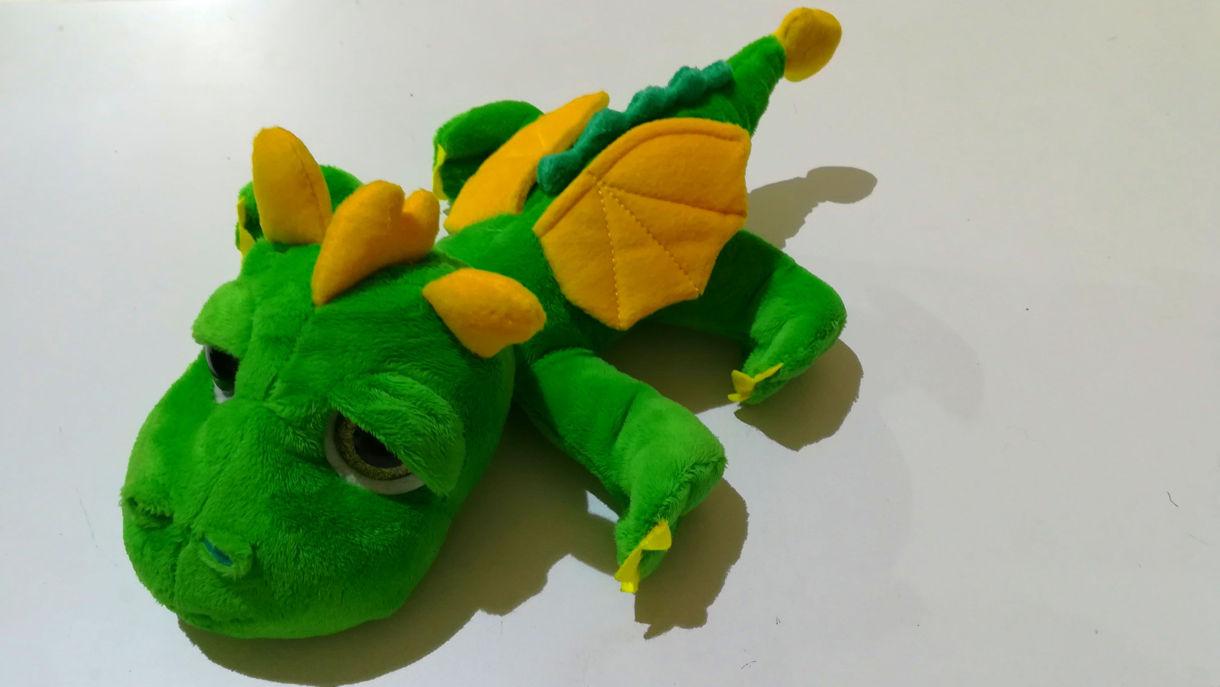 Dragón Sant Jordi MEDIANO (35x20 cm). PRECIO: 9,55 € Dragón Sant Jordi MEDIANO (35x20 cm). PRECIO: 9,55 €