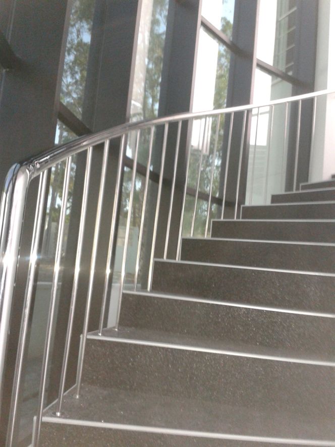 Barandillas de escaleras, jardineras, piscinas: Productos de Inox mueble 2019 Barandillas de escaleras, jardineras, piscinas: Productos de Inox mueble 2019
