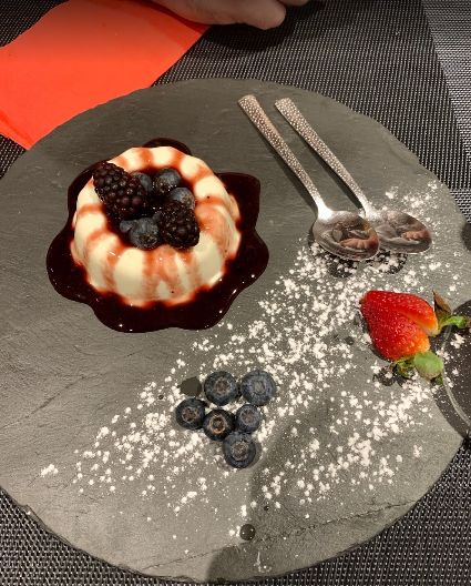 Postres: Carta de Rustico Pizza e Vino Postres: Carta de Rustico Pizza e Vino