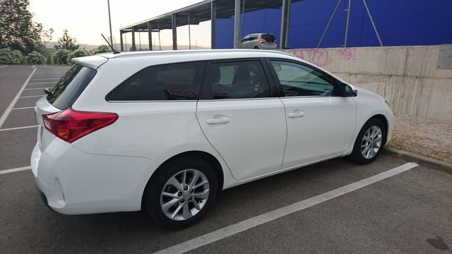 Toyota Auris: Servicios de Grupo Carsan Toyota Auris: Servicios de Grupo Carsan
