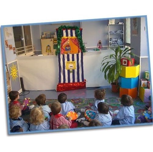 Teatro: Servicios de Escuela Infantil Kika Teatro: Servicios de Escuela Infantil Kika