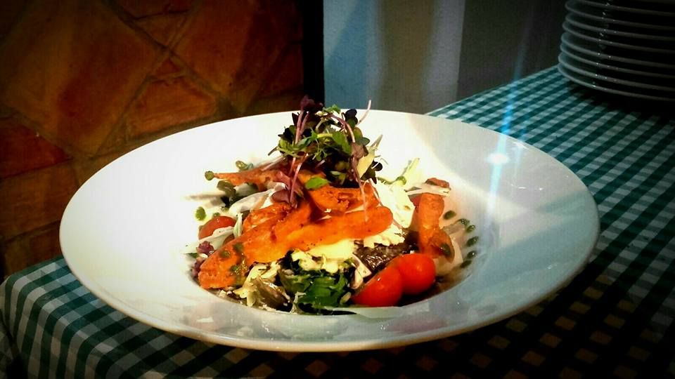Ensaladas - Salad: Carta de Il Sogno Torremolinos Ensaladas - Salad: Carta de Il Sogno Torremolinos