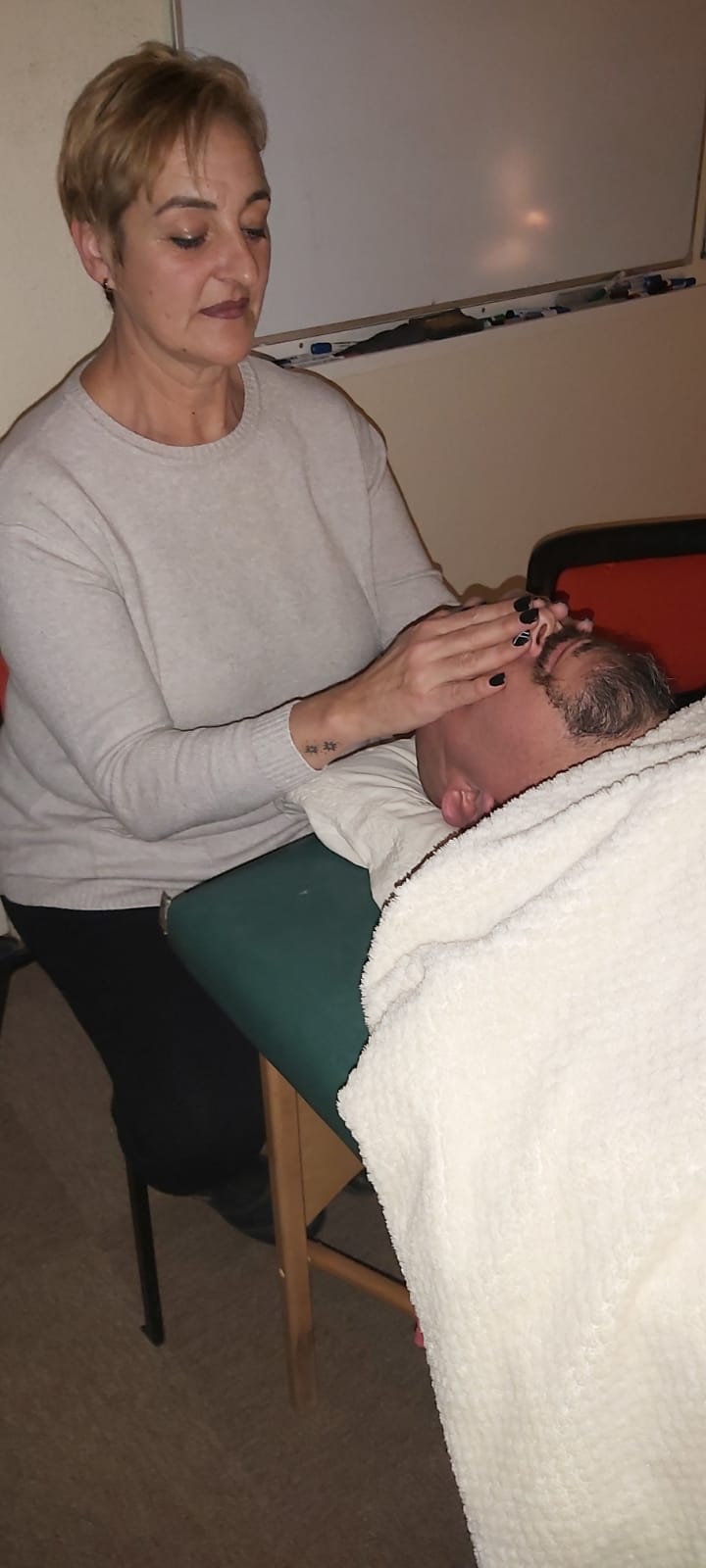CURSO REIKI - Domingo 16 de Julio.: CURSOS Y SERVICIOS de Instituto de Terapias Manuales CURSO REIKI - Domingo 16 de Julio.: CURSOS Y SERVICIOS de Instituto de Terapias Manuales