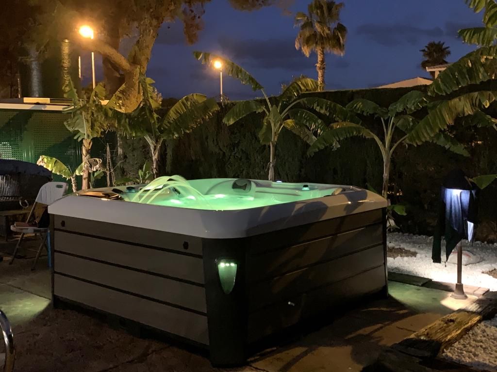 Foto 19 de Spas, piscinas y jacuzzis en  | AGUAFLO
