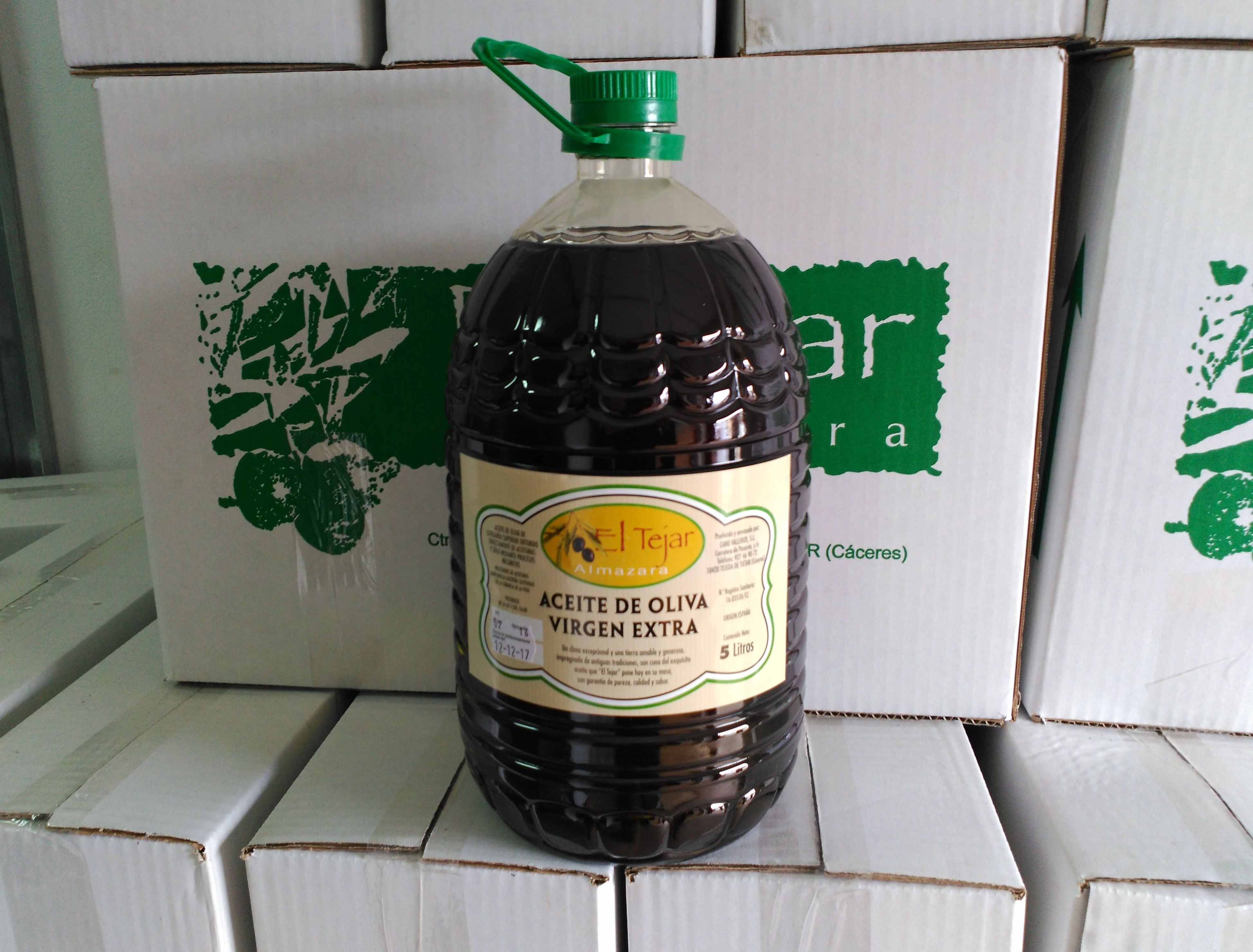Venta directa de aceite: Productos y servicios de Almazara El Tejar Venta directa de aceite: Productos y servicios de Almazara El Tejar