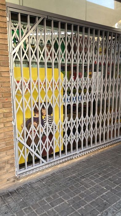 Catálogo de productos: Servicios de Puertas Metálicas Salinas Catálogo de productos: Servicios de Puertas Metálicas Salinas