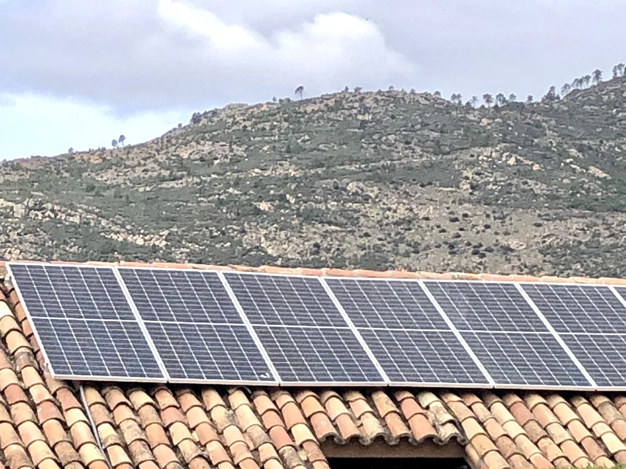 INSTALACION PLACAS SOLARES: NUESTROS SERVICIOS de ELECTRONIETO INSTALACION PLACAS SOLARES: NUESTROS SERVICIOS de ELECTRONIETO
