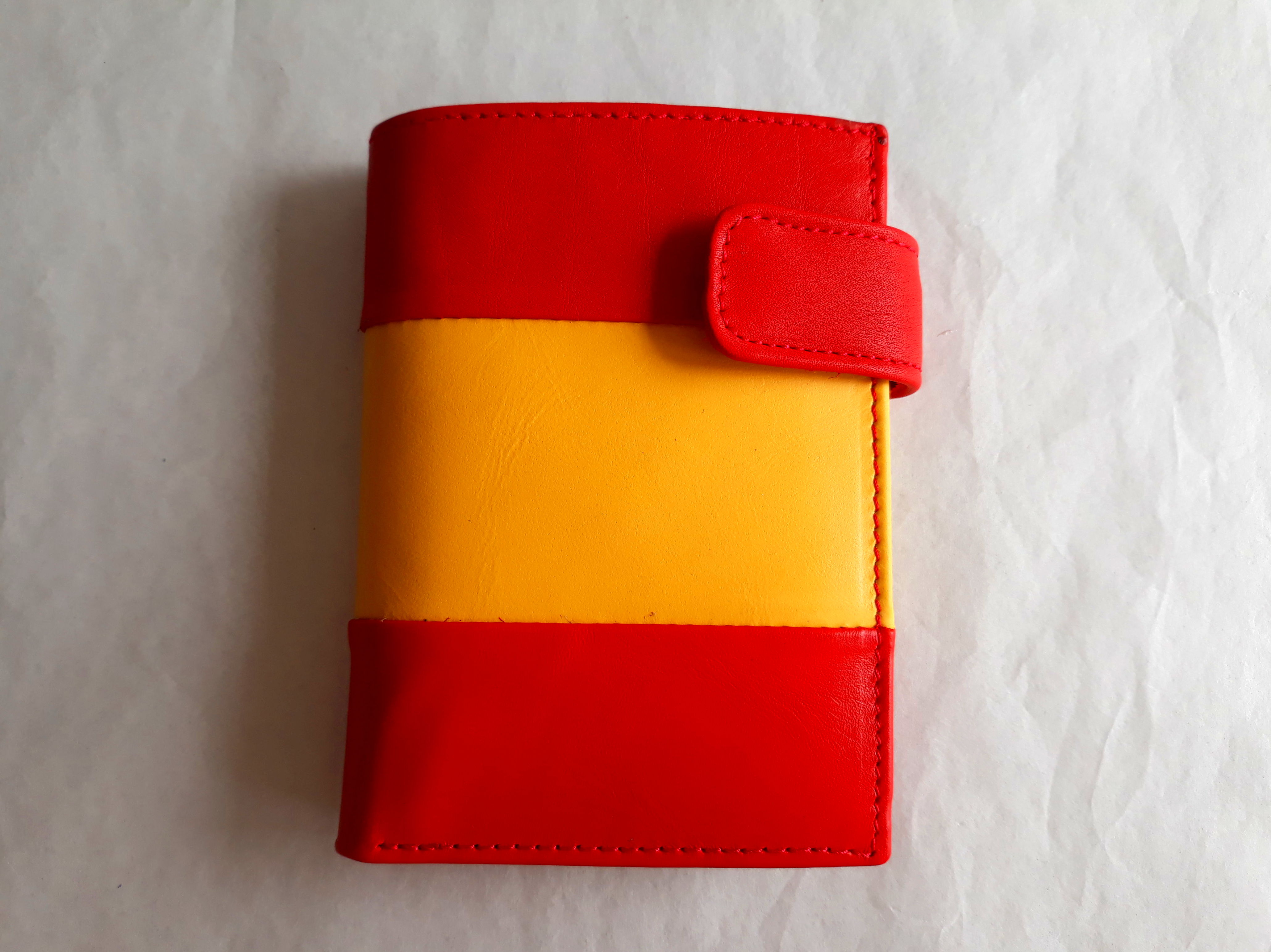 Cartera De Caballero 202/C: Catálogo de M.G. Piel Cartera De Caballero 202/C: Catálogo de M.G. Piel