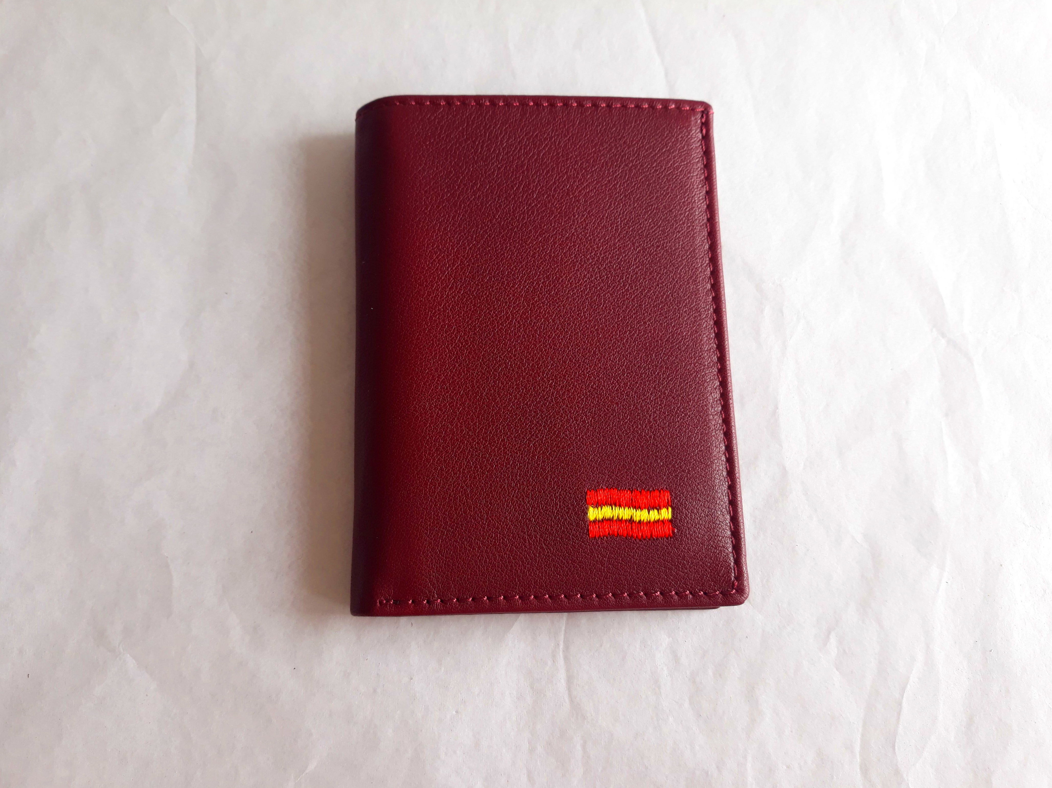 Cartera De Caballero 330: Catálogo de M.G. Piel Cartera De Caballero 330: Catálogo de M.G. Piel