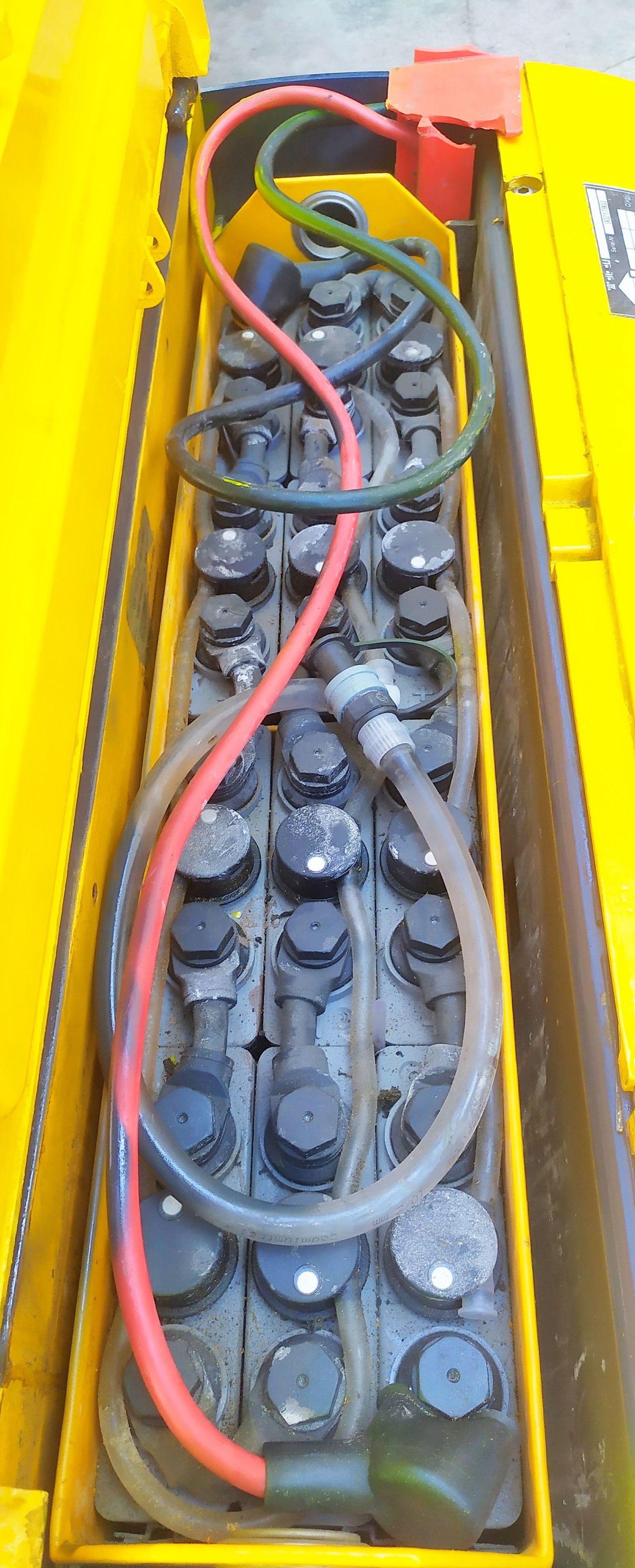 APILADOR JUNGHEINRICH ECONÓMICO: Maquinaria de ocasión de Carretillas Elevadoras A.L.A., S.L. APILADOR JUNGHEINRICH ECONÓMICO: Maquinaria de ocasión de Carretillas Elevadoras A.L.A., S.L.