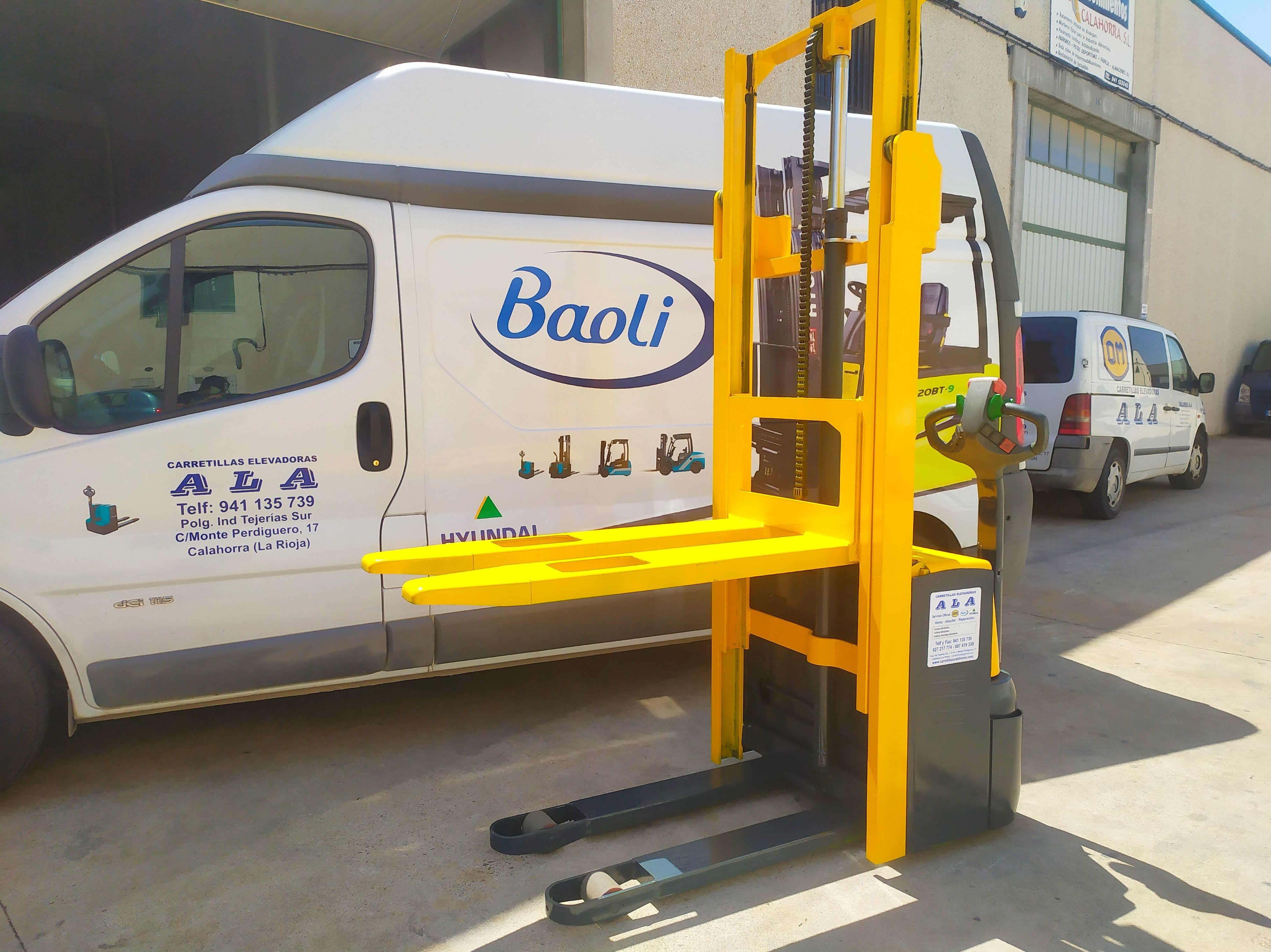 APILADOR JUNGHEINRICH ECONÓMICO: Maquinaria de ocasión de Carretillas Elevadoras A.L.A., S.L. APILADOR JUNGHEINRICH ECONÓMICO: Maquinaria de ocasión de Carretillas Elevadoras A.L.A., S.L.