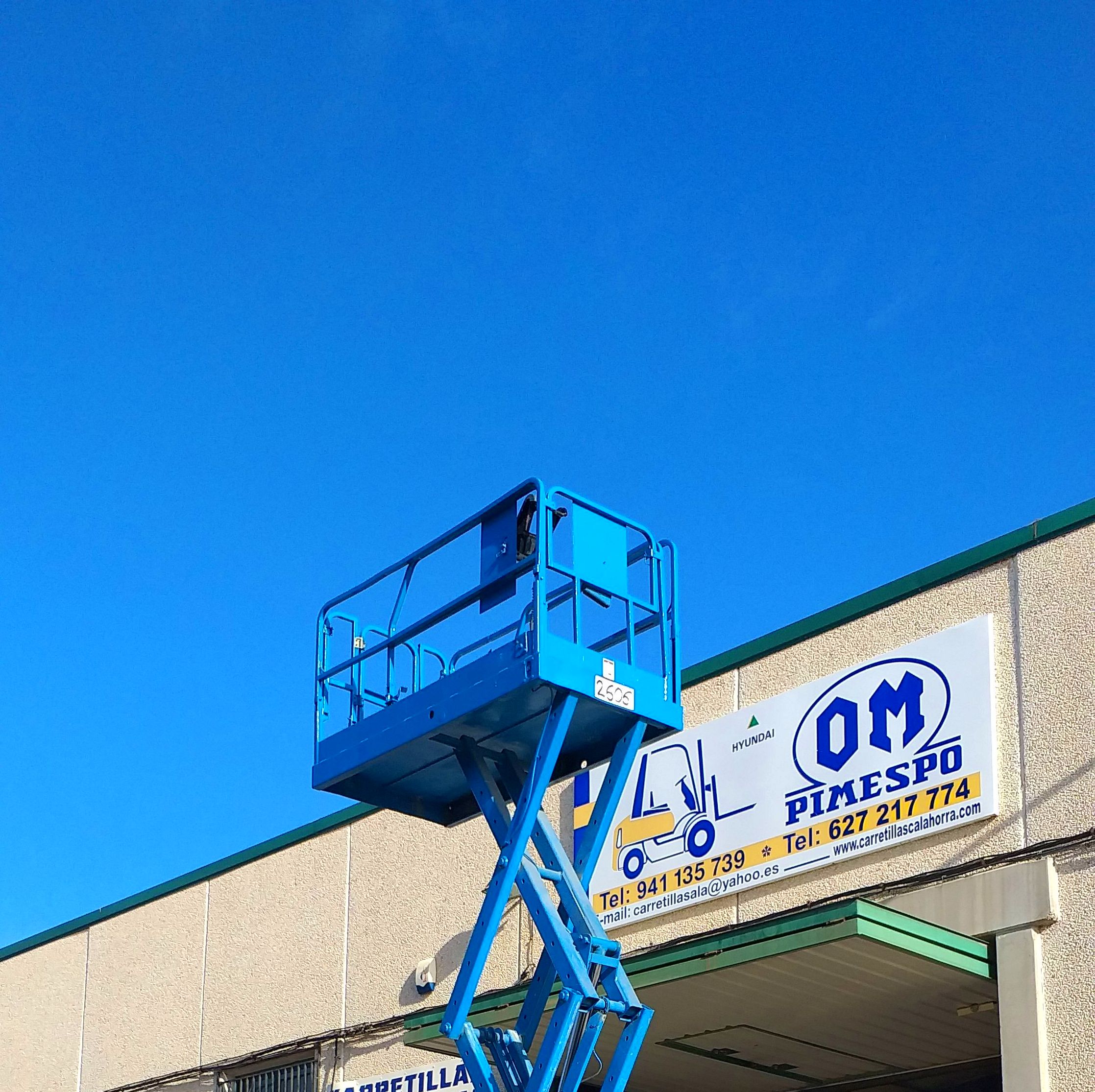 VENTA PLATORMA DE TIJERA MARCA GENIE ECONÓMICA: Maquinaria de ocasión de Carretillas Elevadoras A.L.A., S.L. VENTA PLATORMA DE TIJERA MARCA GENIE ECONÓMICA: Maquinaria de ocasión de Carretillas Elevadoras A.L.A., S.L.