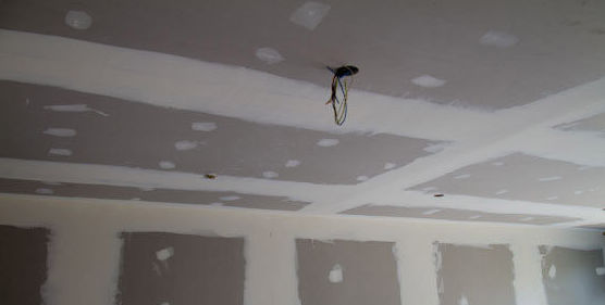 Colocación de falsos techos : Servicios de Albañilería Ángel Cagide Colocación de falsos techos : Servicios de Albañilería Ángel Cagide