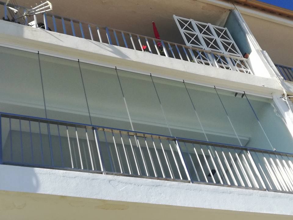 Cortinas de cristal: Servicios de Chemasol Cortinas de cristal: Servicios de Chemasol