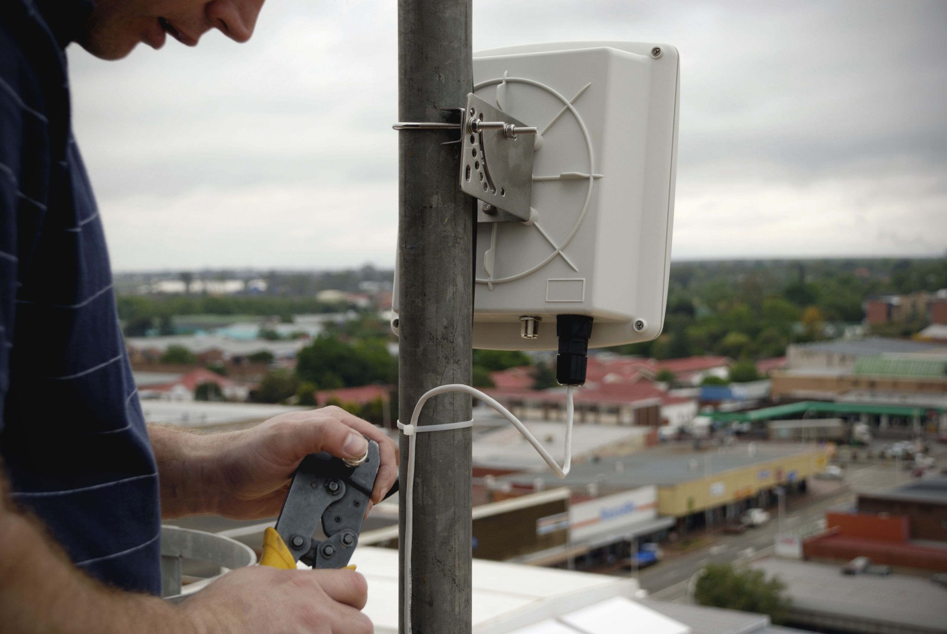 Ventajas del plan total de mantenimiento: Productos y servicios de Antenas Donosti, S.L. Ventajas del plan total de mantenimiento: Productos y servicios de Antenas Donosti, S.L.