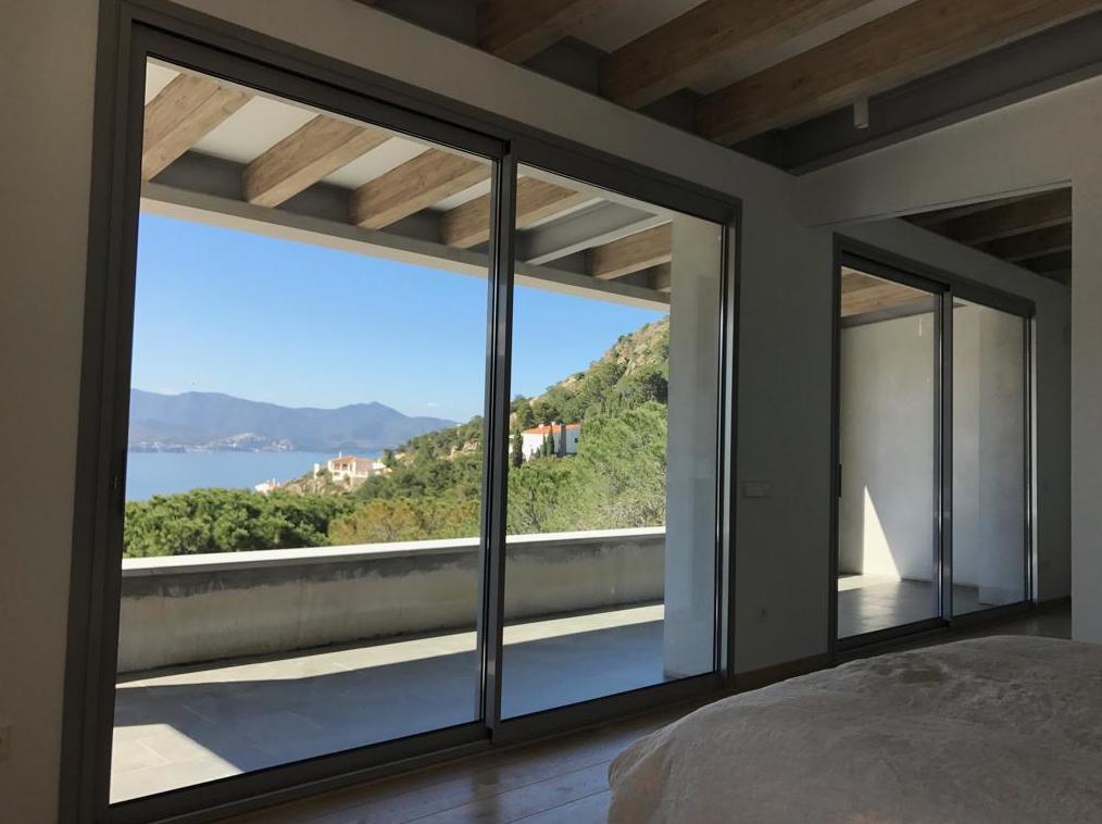 Ventanas y correderas : Productos y servicios de Metalls Llançà Ventanas y correderas : Productos y servicios de Metalls Llançà