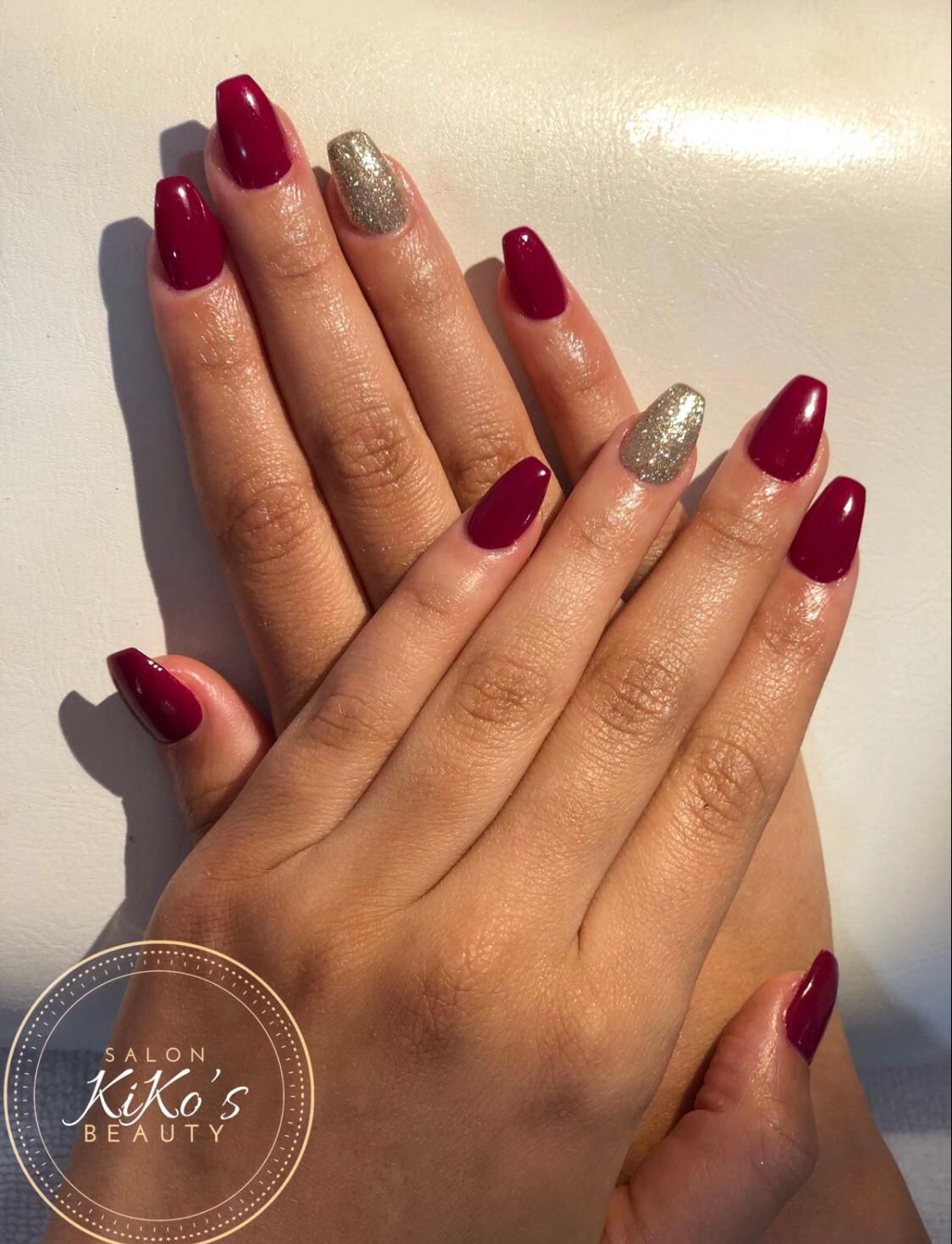 Manicure / Pedicure / Gel: Services de Kiko’s Peluquería y Estética Manicure / Pedicure / Gel: Services de Kiko’s Peluquería y Estética