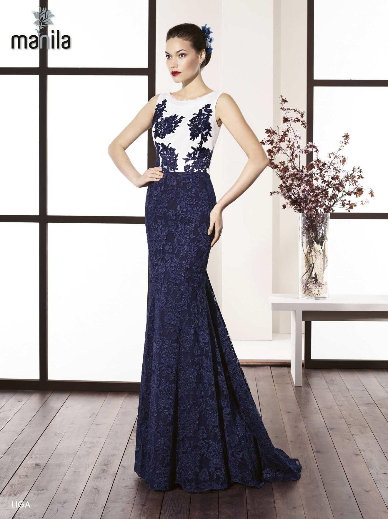 COLECCIÓN FIESTA 19: Catálogo de Victoria Quintana Novias COLECCIÓN FIESTA 19: Catálogo de Victoria Quintana Novias
