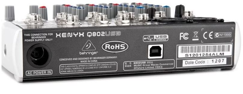 Mezclador pequeño de 8 canales con usb Behringer Mezclador pequeño de 8 canales con usb Behringer