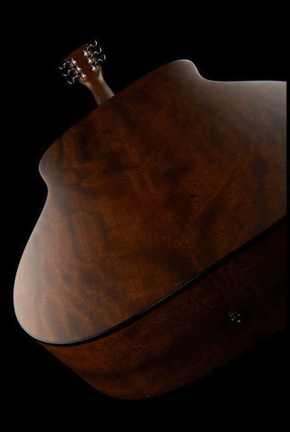 Gitarra acústica Cort con funda Gitarra acústica Cort con funda