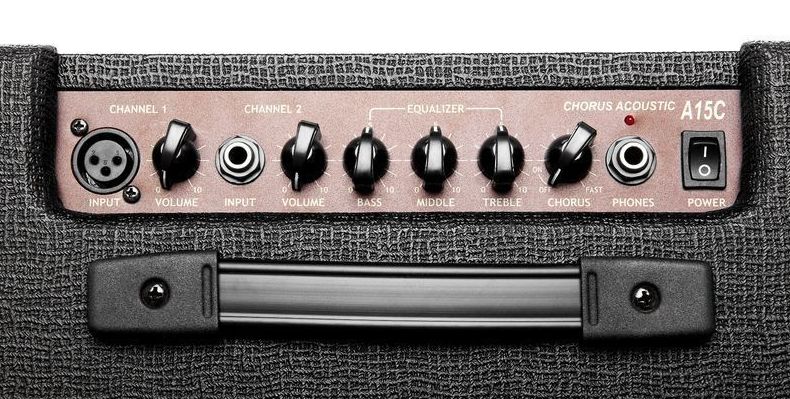 Amplificador económico para guitarra acústica electroacústica amplificada marca Artec Amplificador económico para guitarra acústica electroacústica amplificada marca Artec