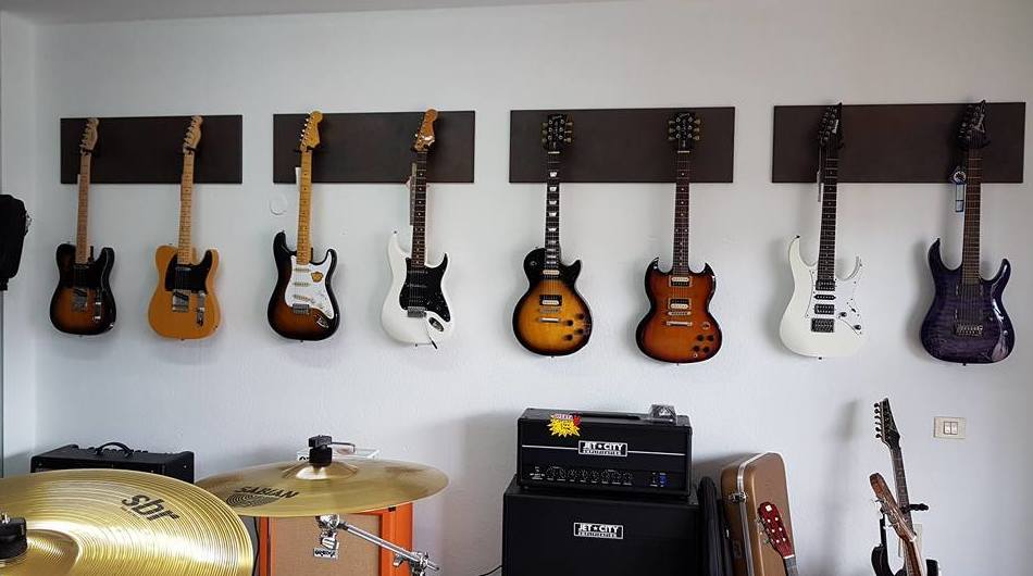 Amplia variedad de guitarras