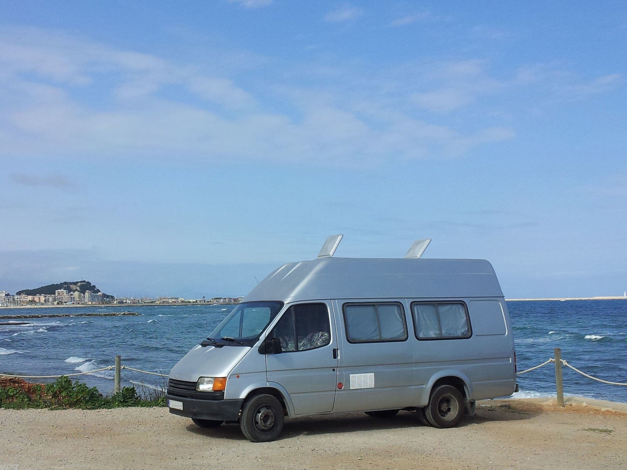 Ford Transit 2 plazas: Servicios de CamperIbiza Ford Transit 2 plazas: Servicios de CamperIbiza