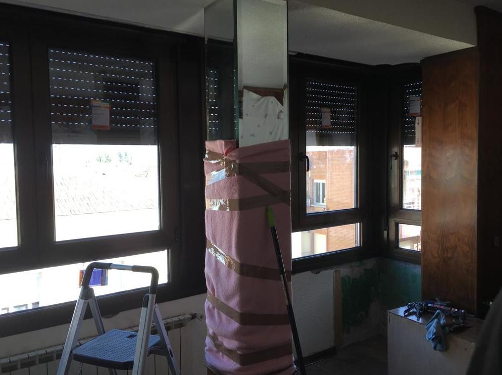 Cerramiento de Terraza: Cristalería y Aluminio de Aluminios y Cristalería Gutiérrez Cerramiento de Terraza: Cristalería y Aluminio de Aluminios y Cristalería Gutiérrez