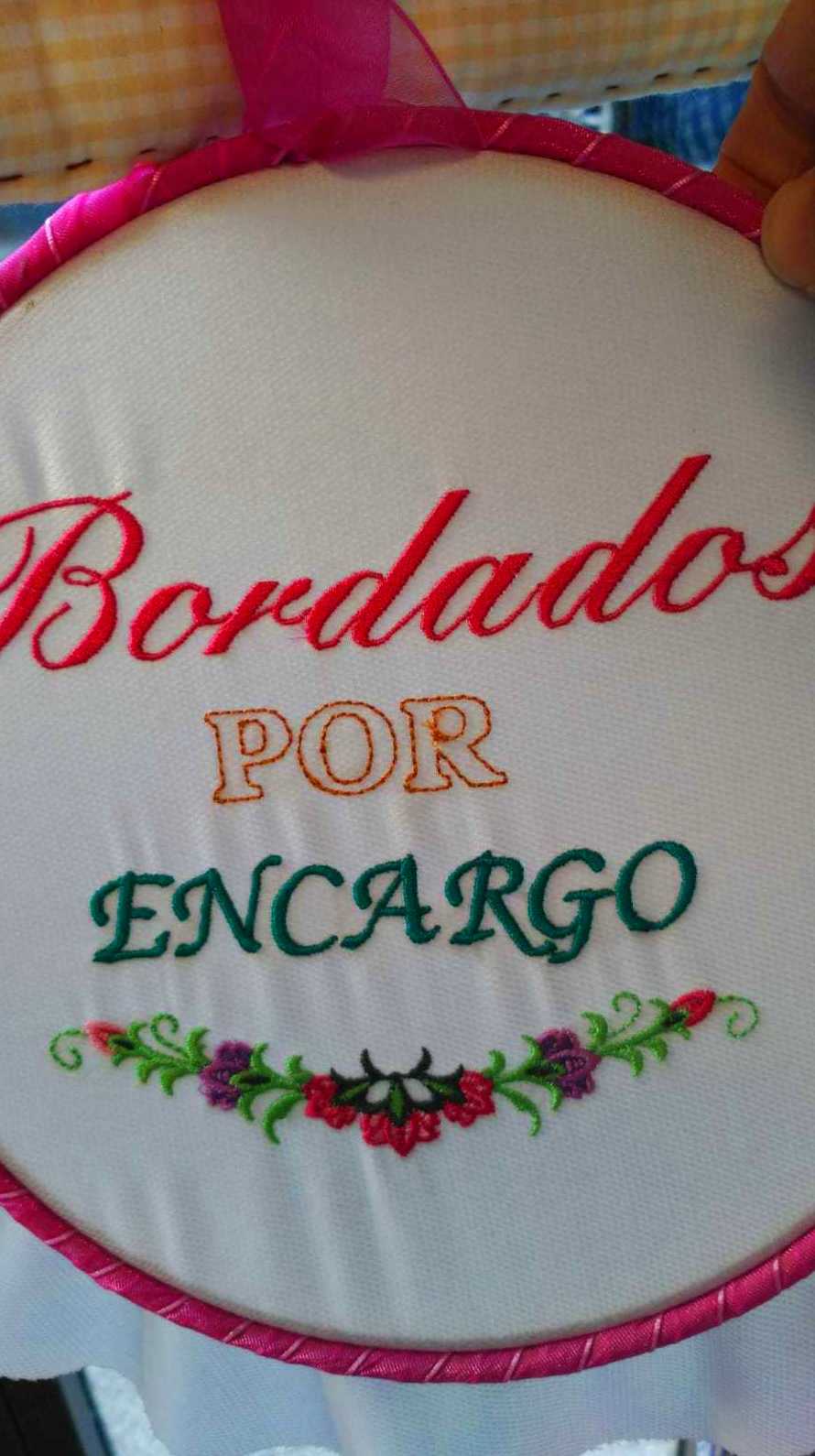 Bordados personalizados por encargo: Servicios de Entrecosturas Bordados personalizados por encargo: Servicios de Entrecosturas