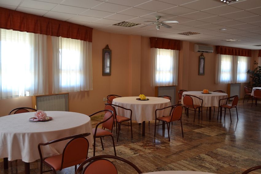 Comedor: Servicios de Trinidad Montes Orientales Comedor: Servicios de Trinidad Montes Orientales