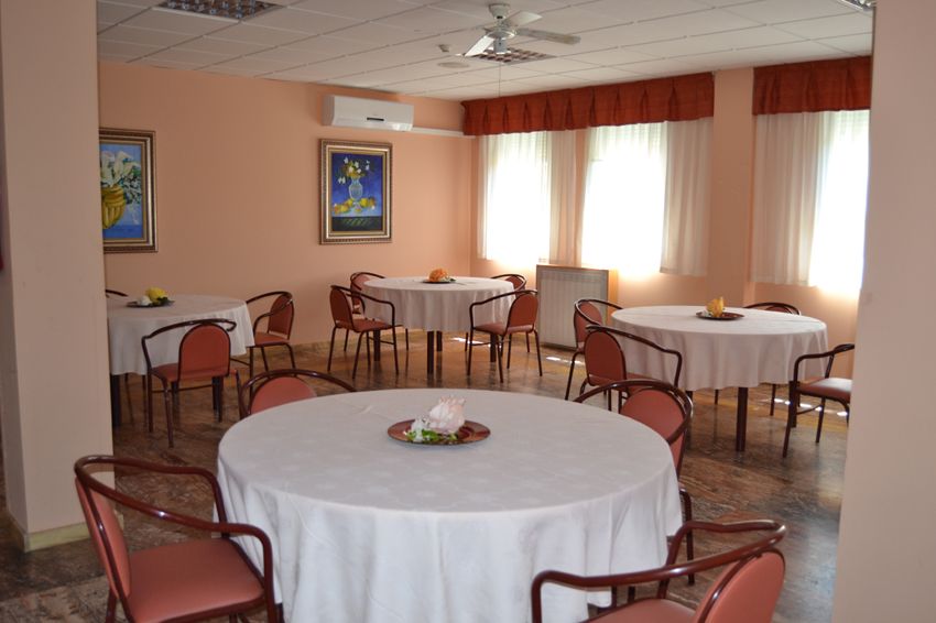 Comedor: Servicios de Trinidad Montes Orientales Comedor: Servicios de Trinidad Montes Orientales