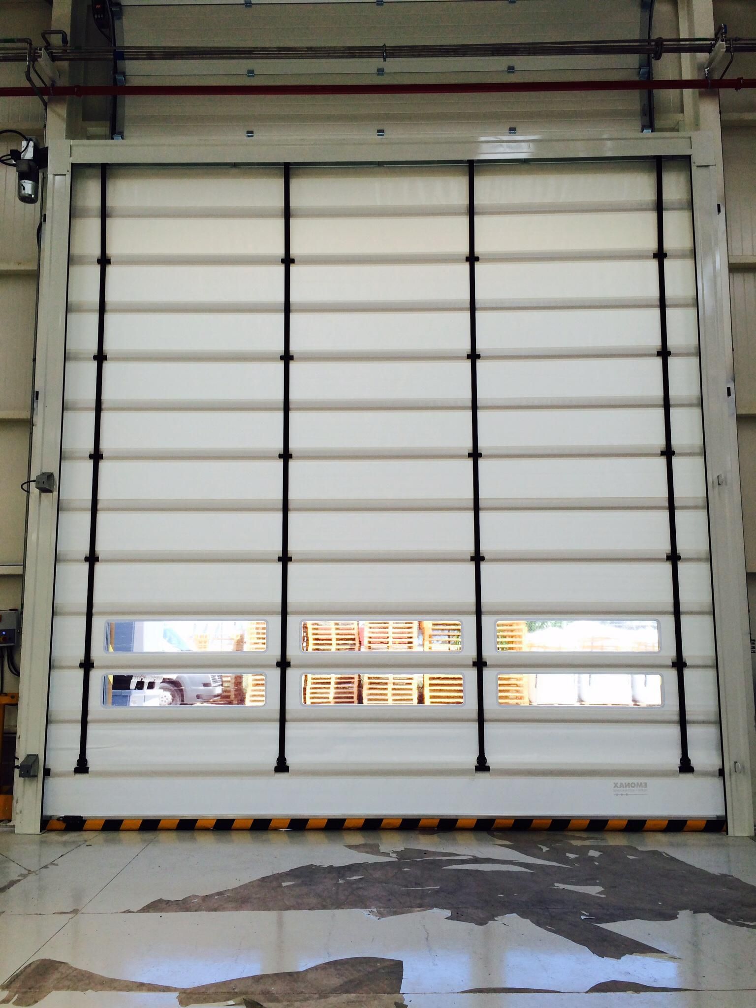 Puertas rápidas apilables de lona: Catálogo de Puertas y Automatismos Emonax Puertas rápidas apilables de lona: Catálogo de Puertas y Automatismos Emonax