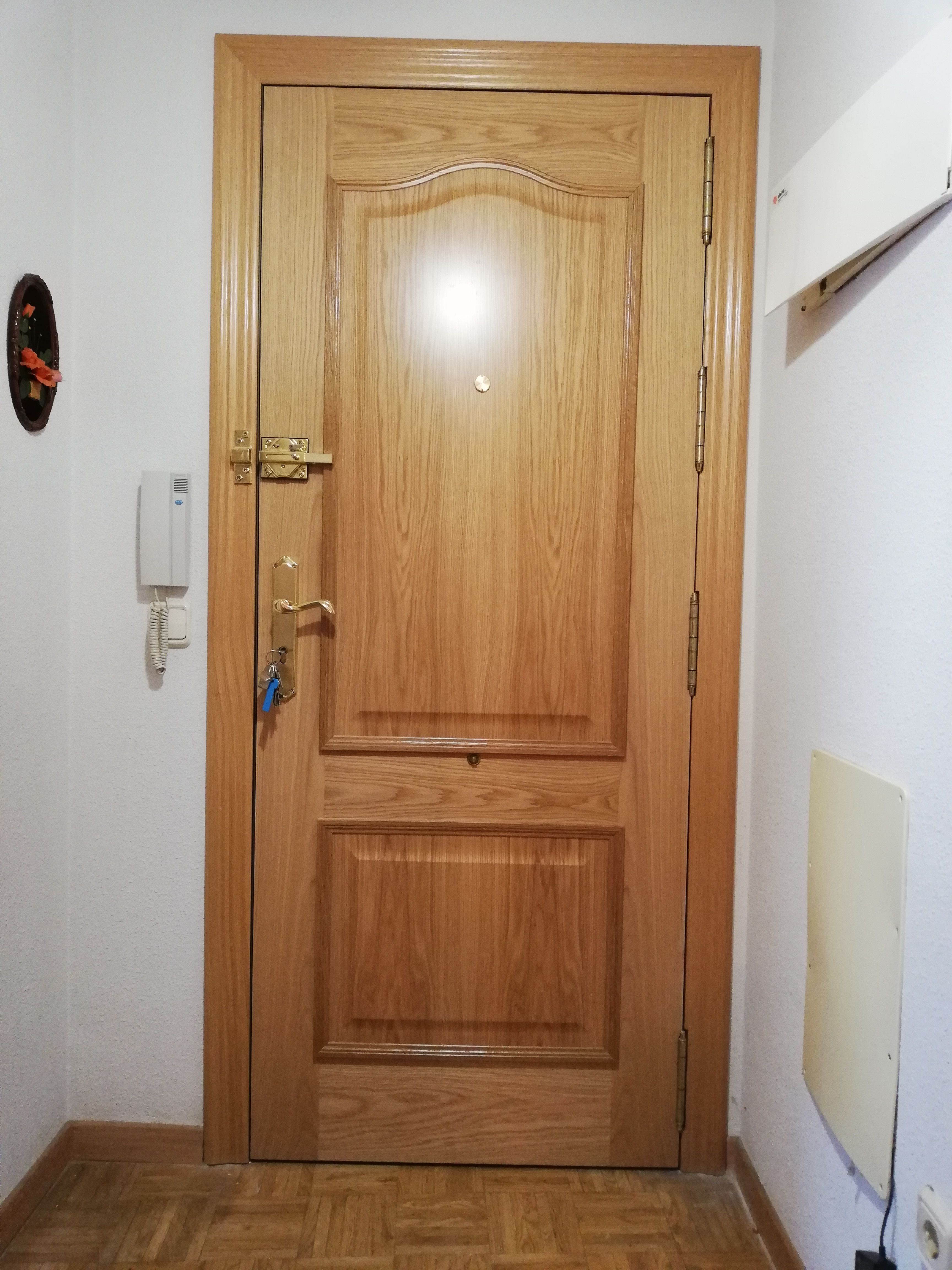 Puertas: Servicios de Carpintería J. I. Olmos Puertas: Servicios de Carpintería J. I. Olmos