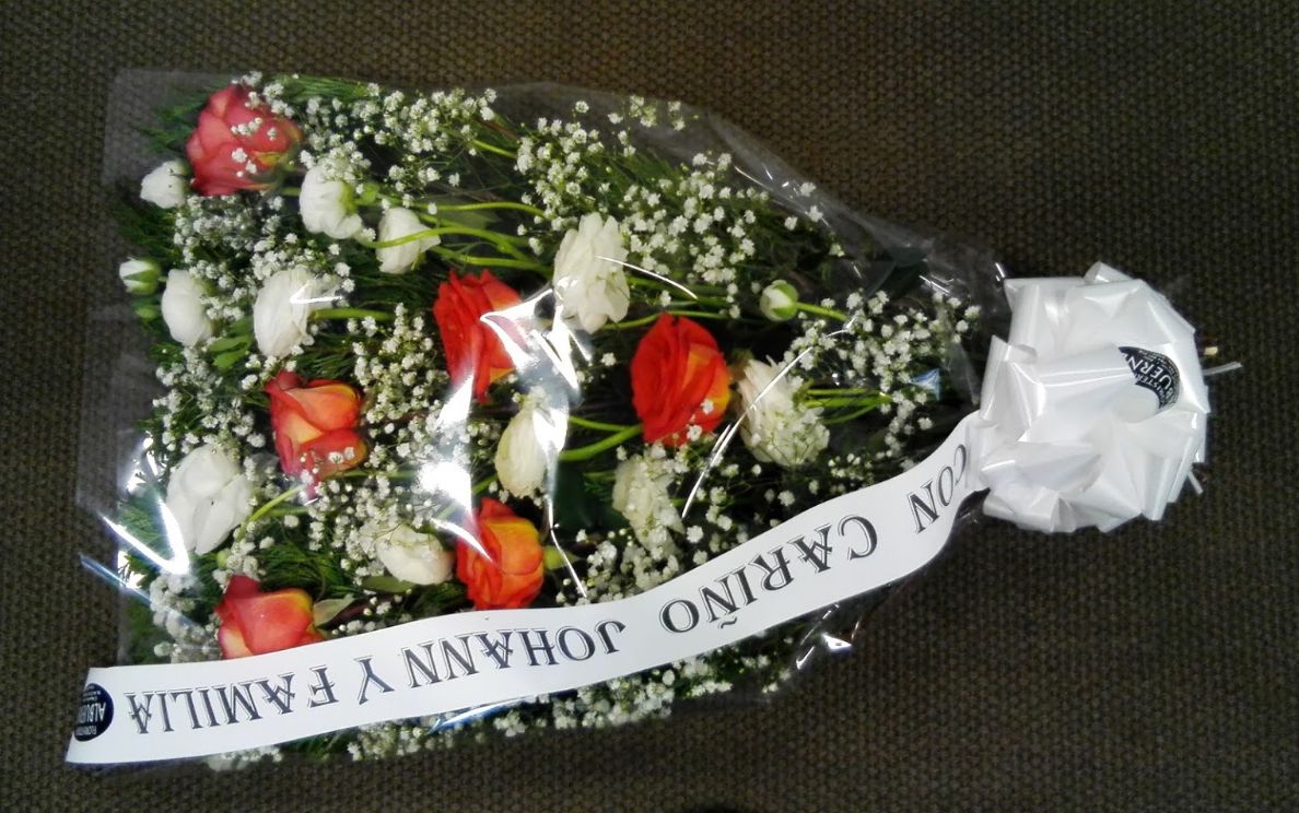 Centros funerarios: Servicios de Floristería Albuerne Centros funerarios: Servicios de Floristería Albuerne