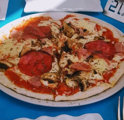 Pizzas: Carta de El Anzuelo Pizzas: Carta de El Anzuelo