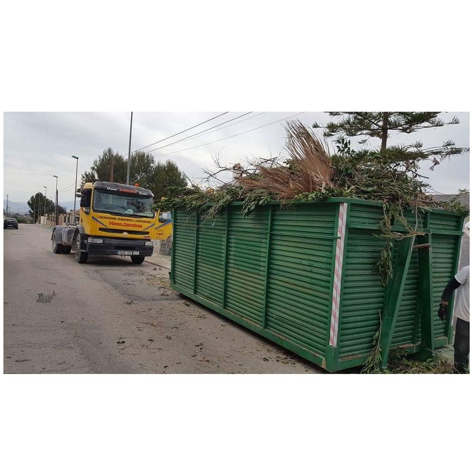 Contenedores: Servicios de Hnos Sánchez Excaycon s.l.u. Contenedores: Servicios de Hnos Sánchez Excaycon s.l.u.