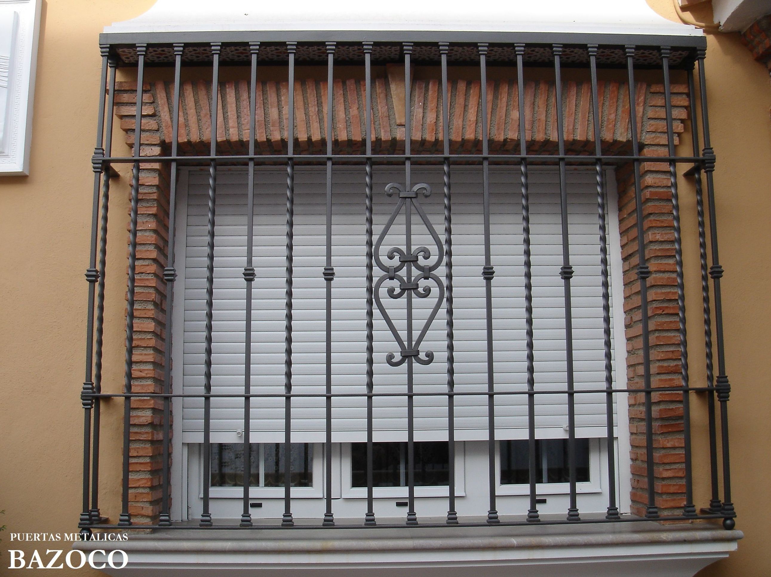 Reja forjada 2 Reja forjada 2