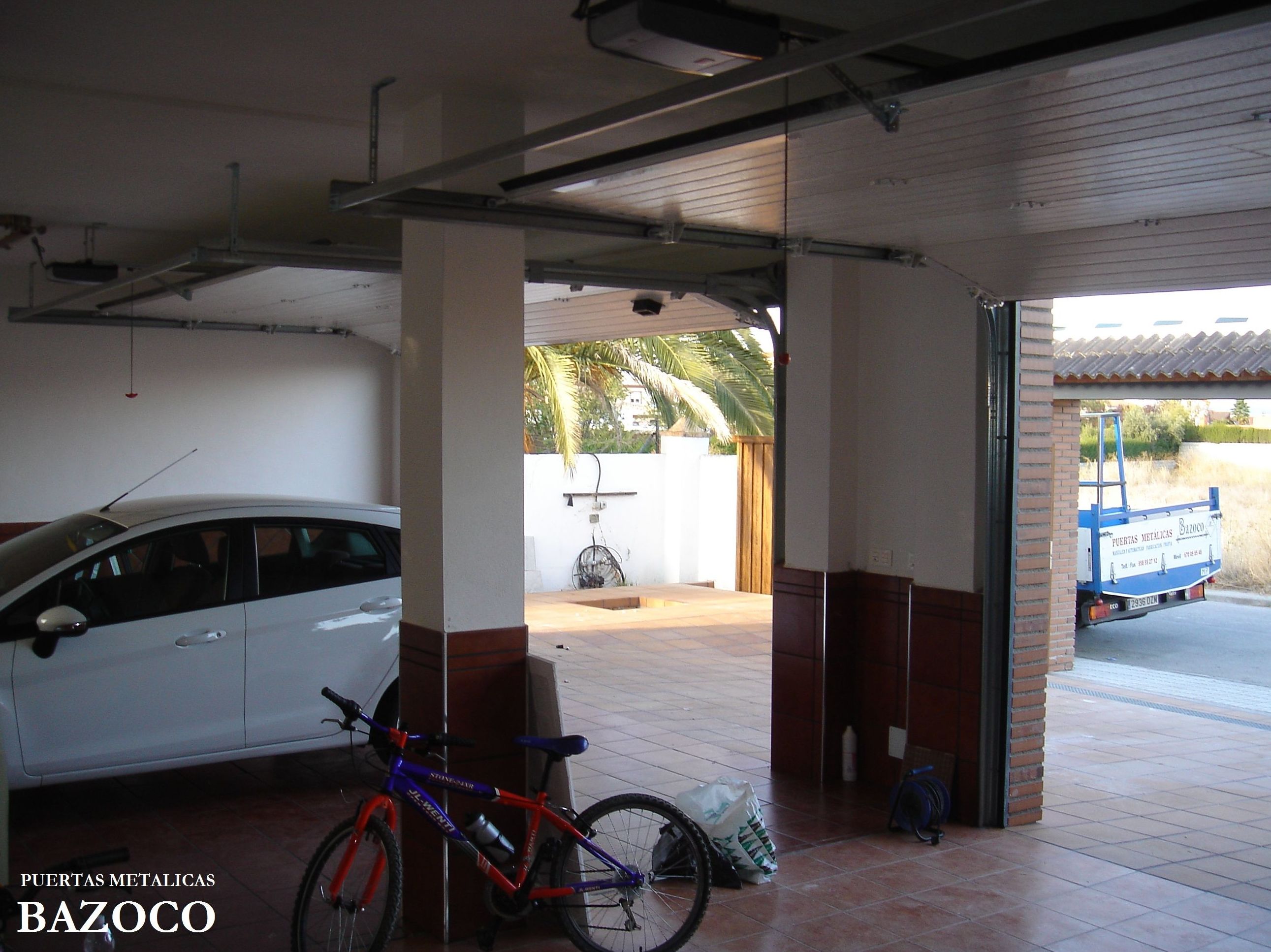 KIT Motor para puertas seccionales en Granada KIT Motor para puertas seccionales en Granada