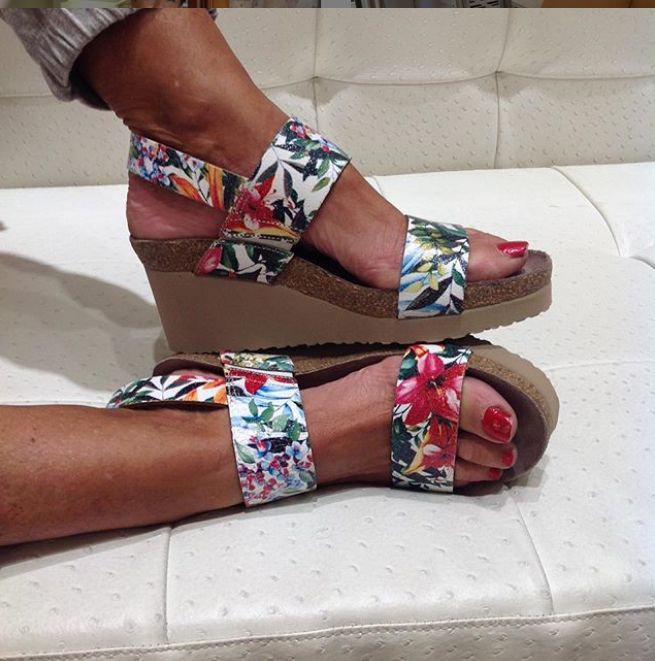 Sandalias con cuña: Productos de Les Ameriques Sandalias con cuña: Productos de Les Ameriques