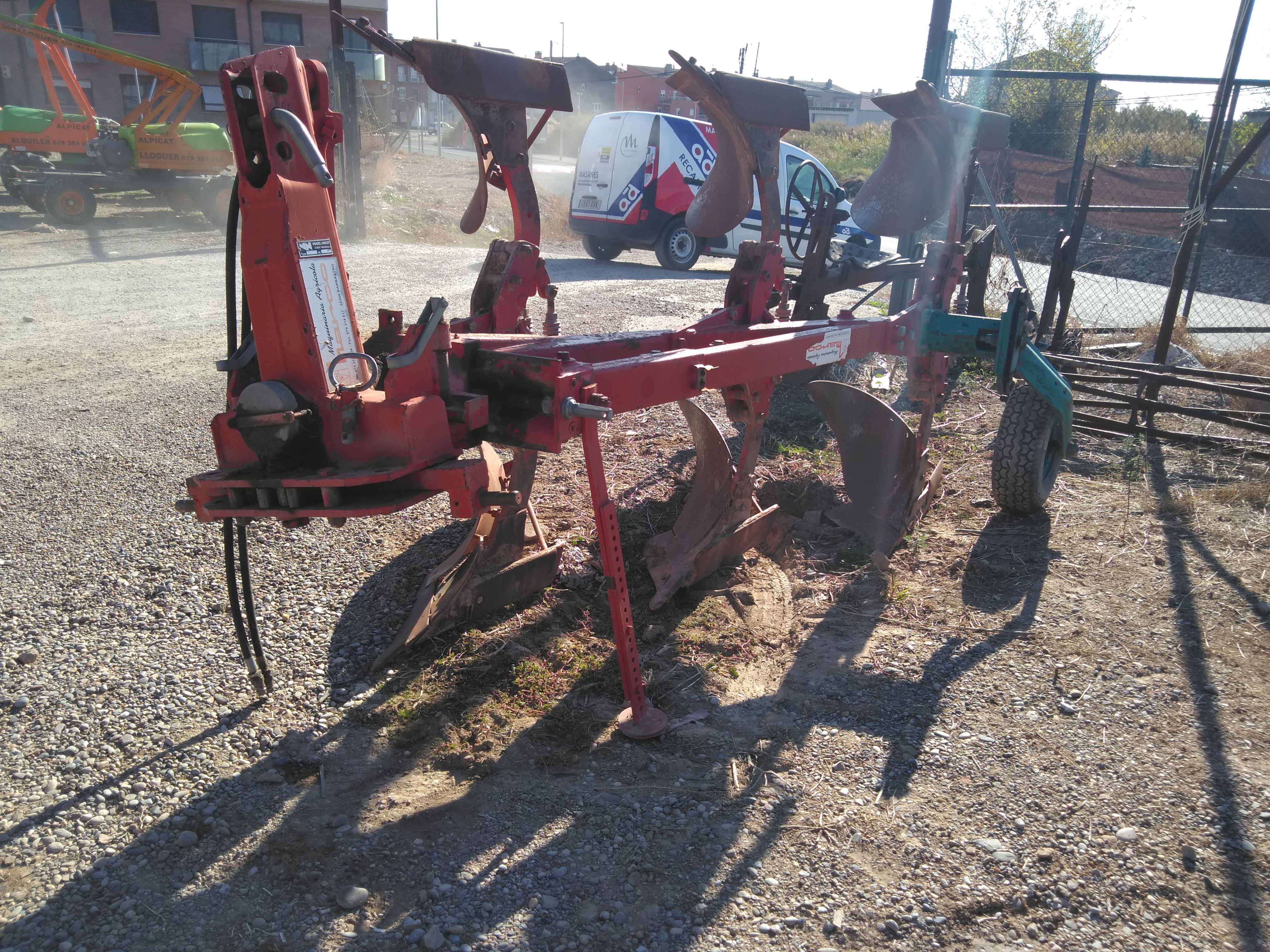 TRISURCO - ARADO VODEL &NOOT: Compra venta de TALLERS VESER TRISURCO - ARADO VODEL &NOOT: Compra venta de TALLERS VESER