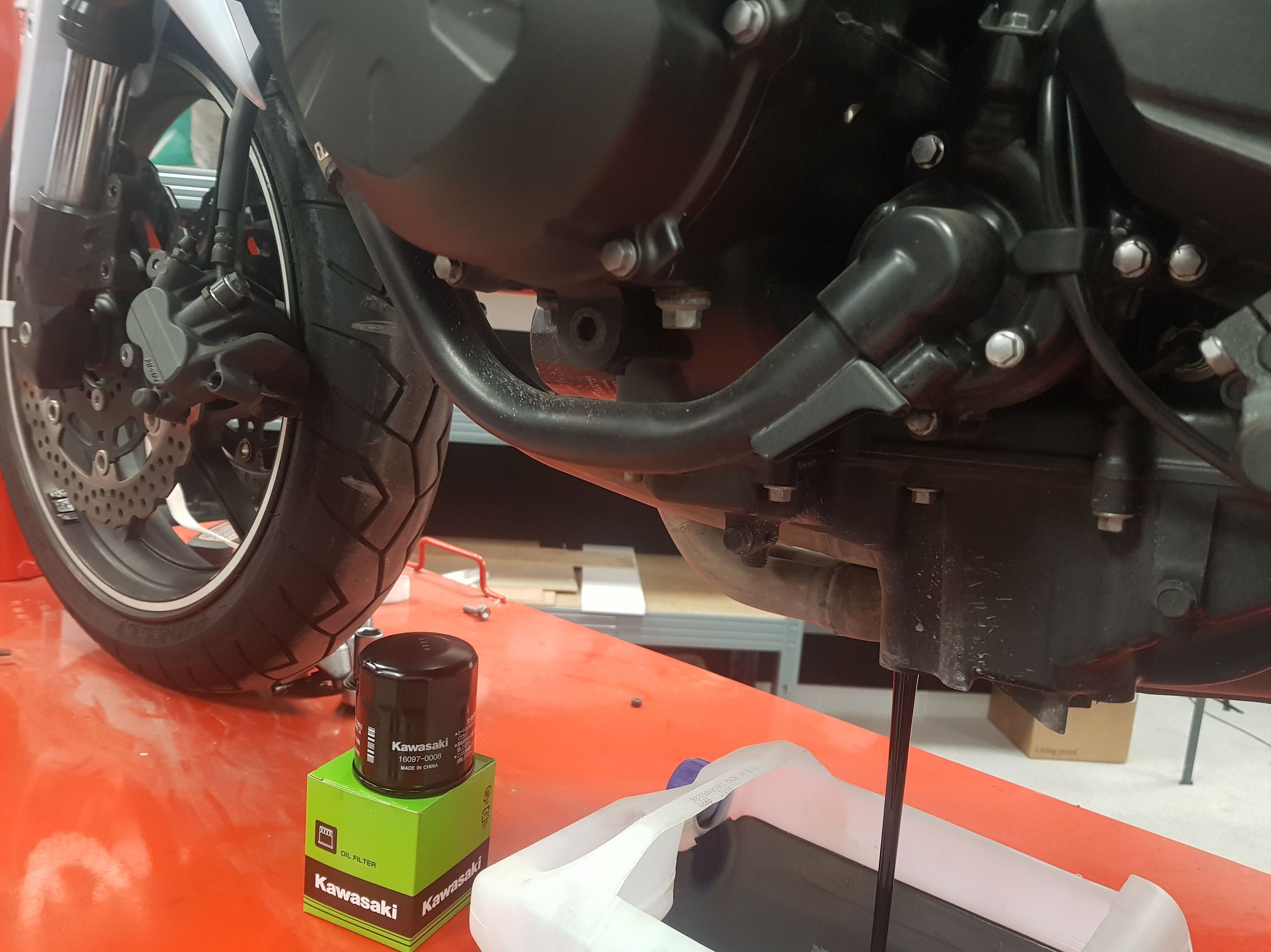 Revisiones: Servicios de Motos Iluro Revisiones: Servicios de Motos Iluro