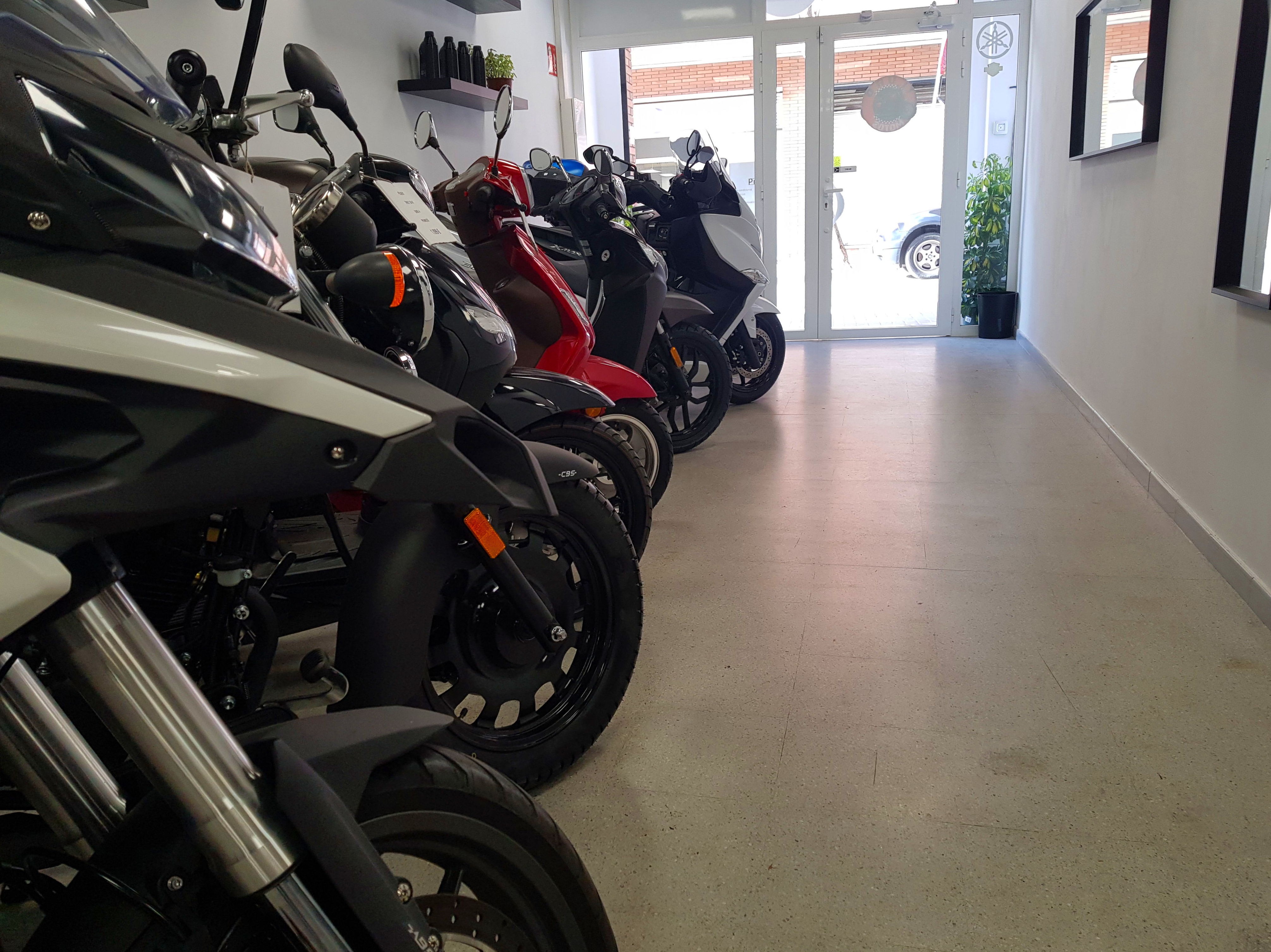 Venta de Motos: Servicios de Motos Iluro Venta de Motos: Servicios de Motos Iluro