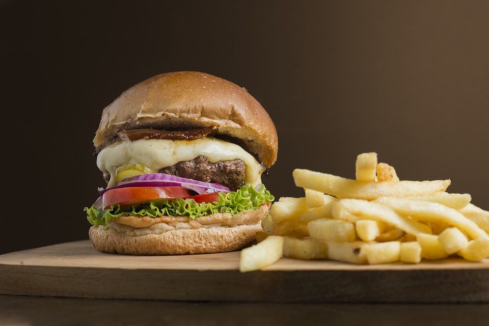 Hamburguesas ¡Producto estrella!: Carta de 10Tacion Hamburguesas ¡Producto estrella!: Carta de 10Tacion