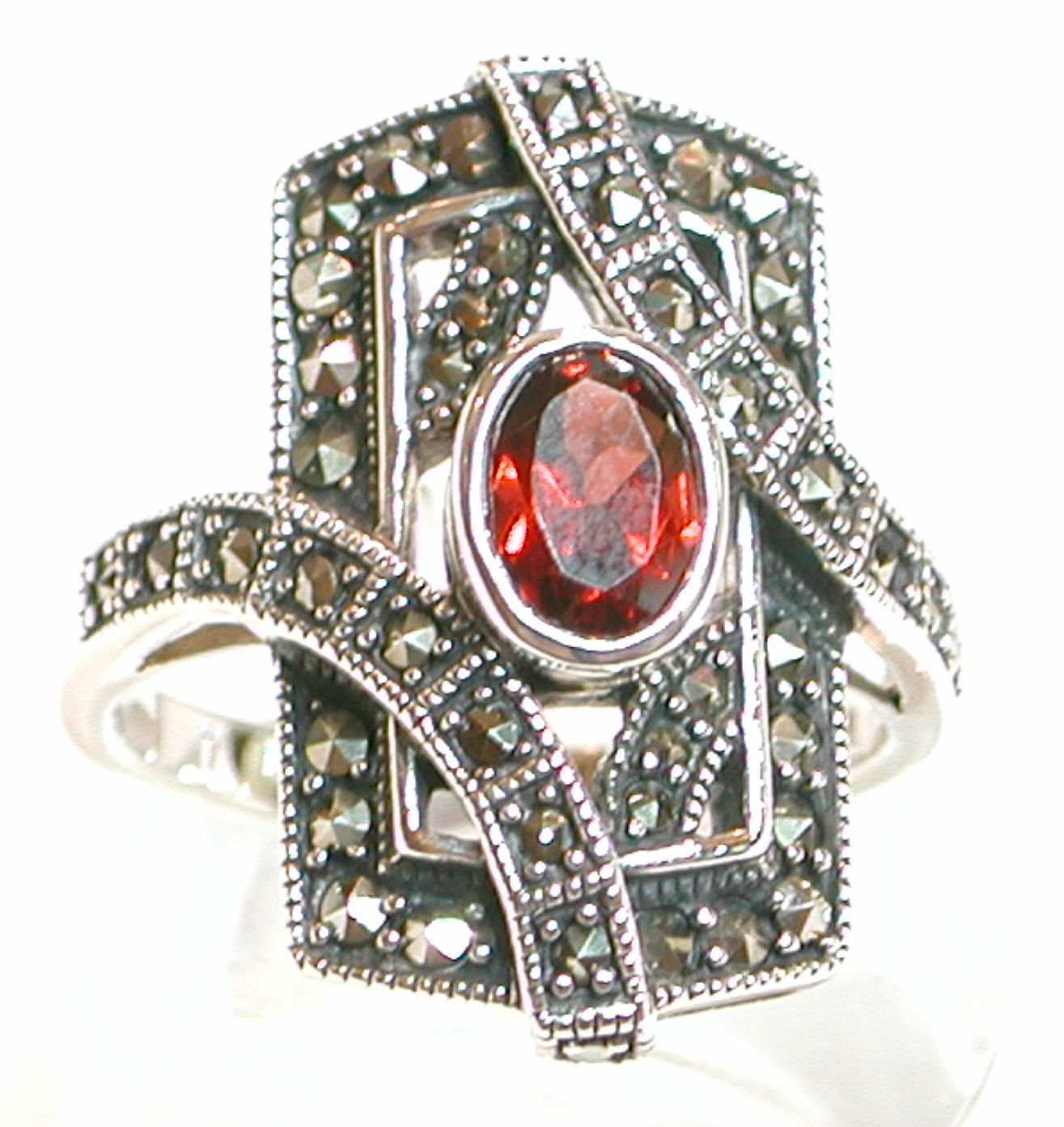 Sortija de Plata de 1ª Ley con Granate MS8963/09: Catálogo de Antigua Joyeros Sortija de Plata de 1ª Ley con Granate MS8963/09: Catálogo de Antigua Joyeros