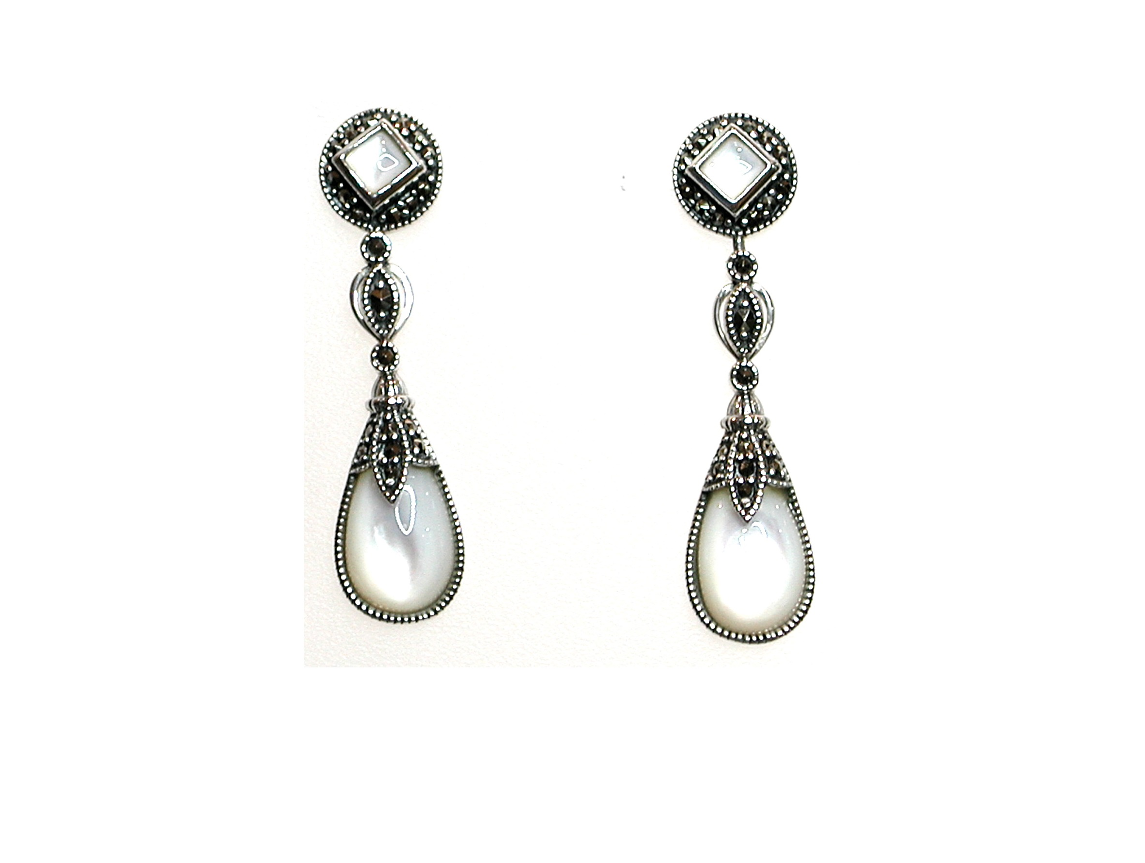 Pendientes de Plata de 1ª Ley con marcasitas y nacas. Ref: AP-469/07: Catálogo de Antigua Joyeros Pendientes de Plata de 1ª Ley con marcasitas y nacas. Ref: AP-469/07: Catálogo de Antigua Joyeros