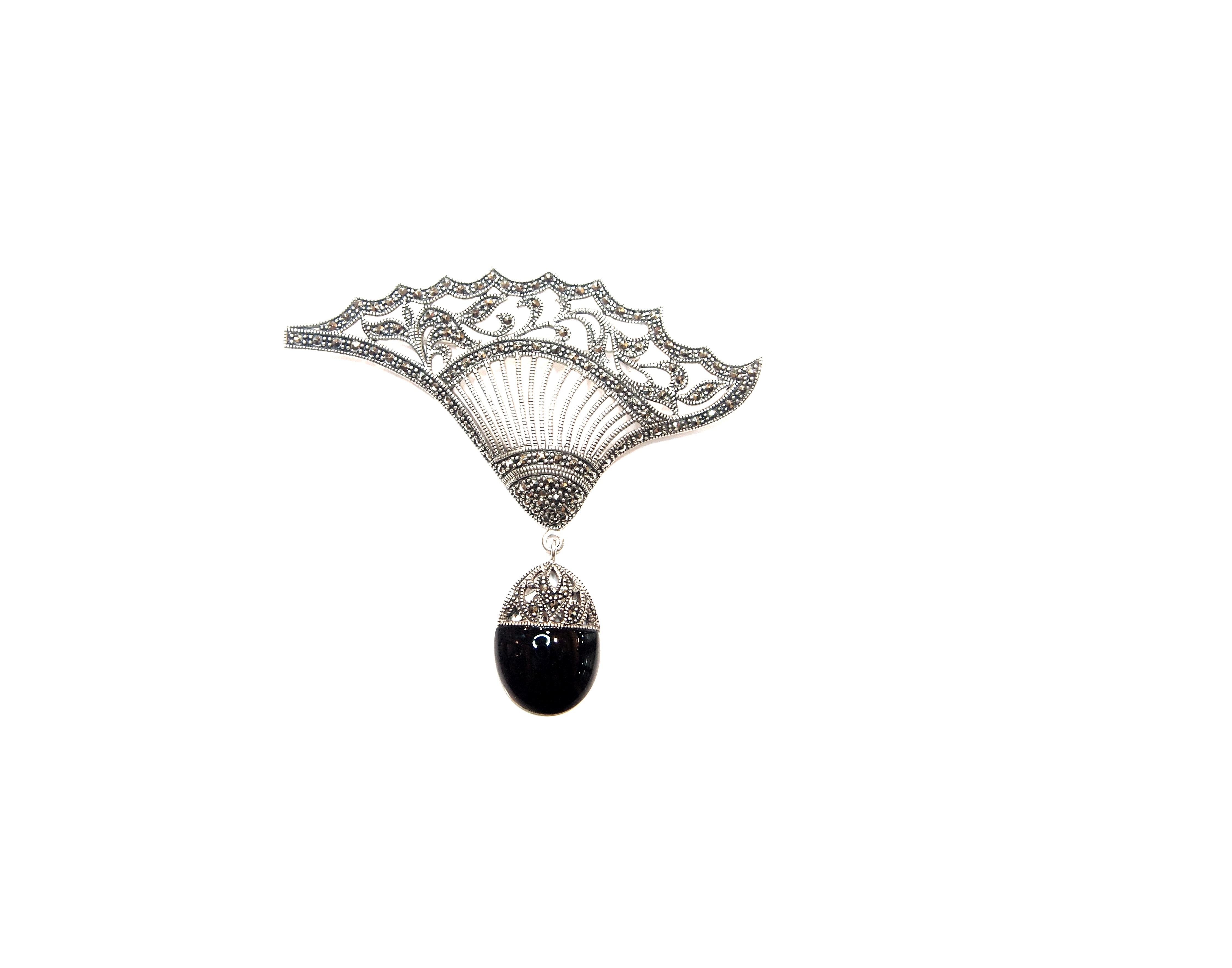 Broche Plata 1º ley con forma de abanico , marcasitas y Ónix AB-3256/01: Catálogo de Antigua Joyeros Broche Plata 1º ley con forma de abanico , marcasitas y Ónix AB-3256/01: Catálogo de Antigua Joyeros